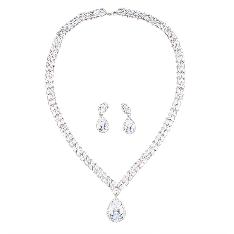 European and American dinner style necklace all