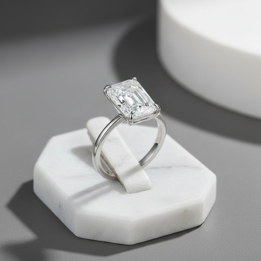 Modian Classic Rectangular Cutting Clear CZ Ring Solid