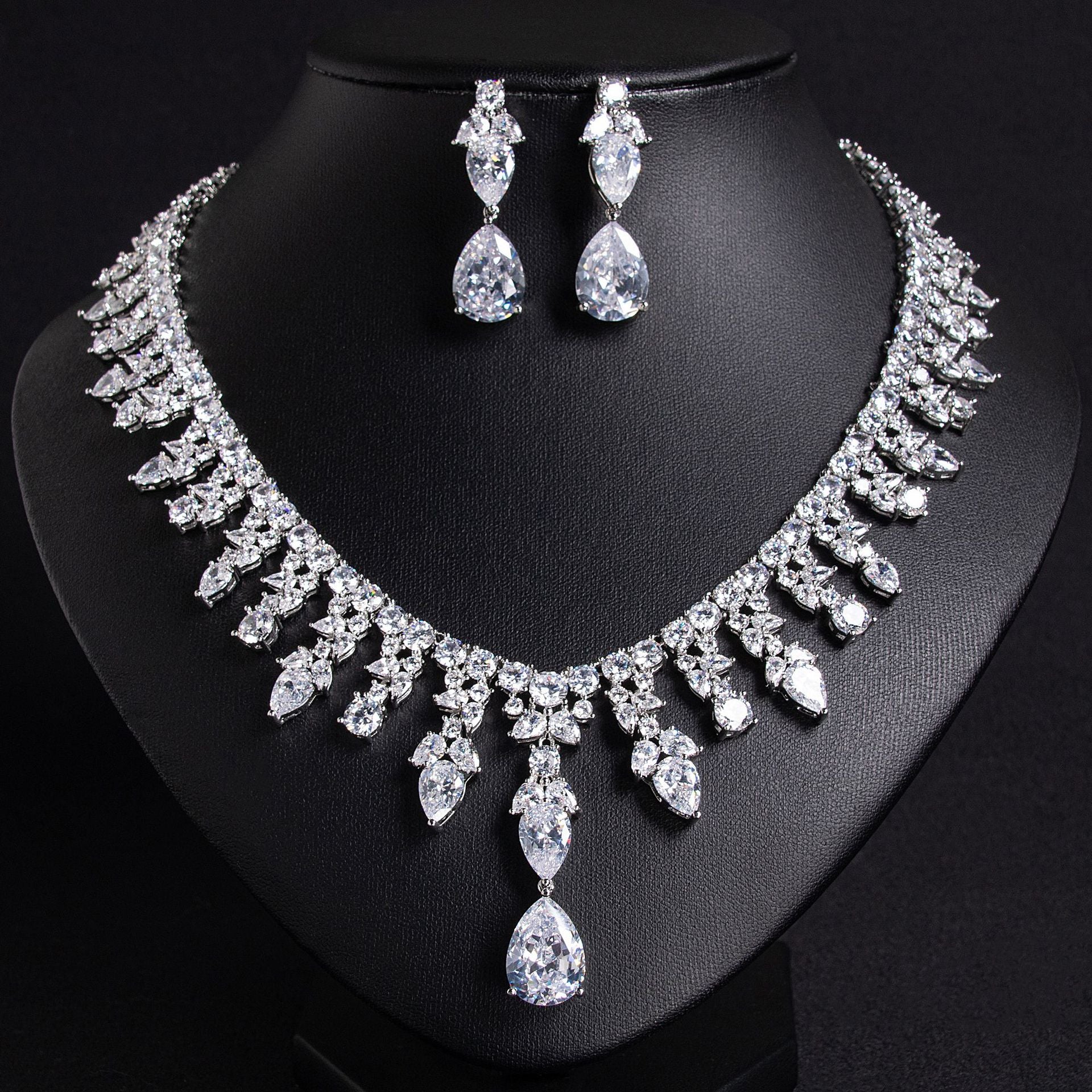 Luxus Abendkleid Schmuck Rot Zirkon Halskette