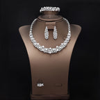 Hochwertige Zirkonia Perlen 4tlg Schmuck Halsket