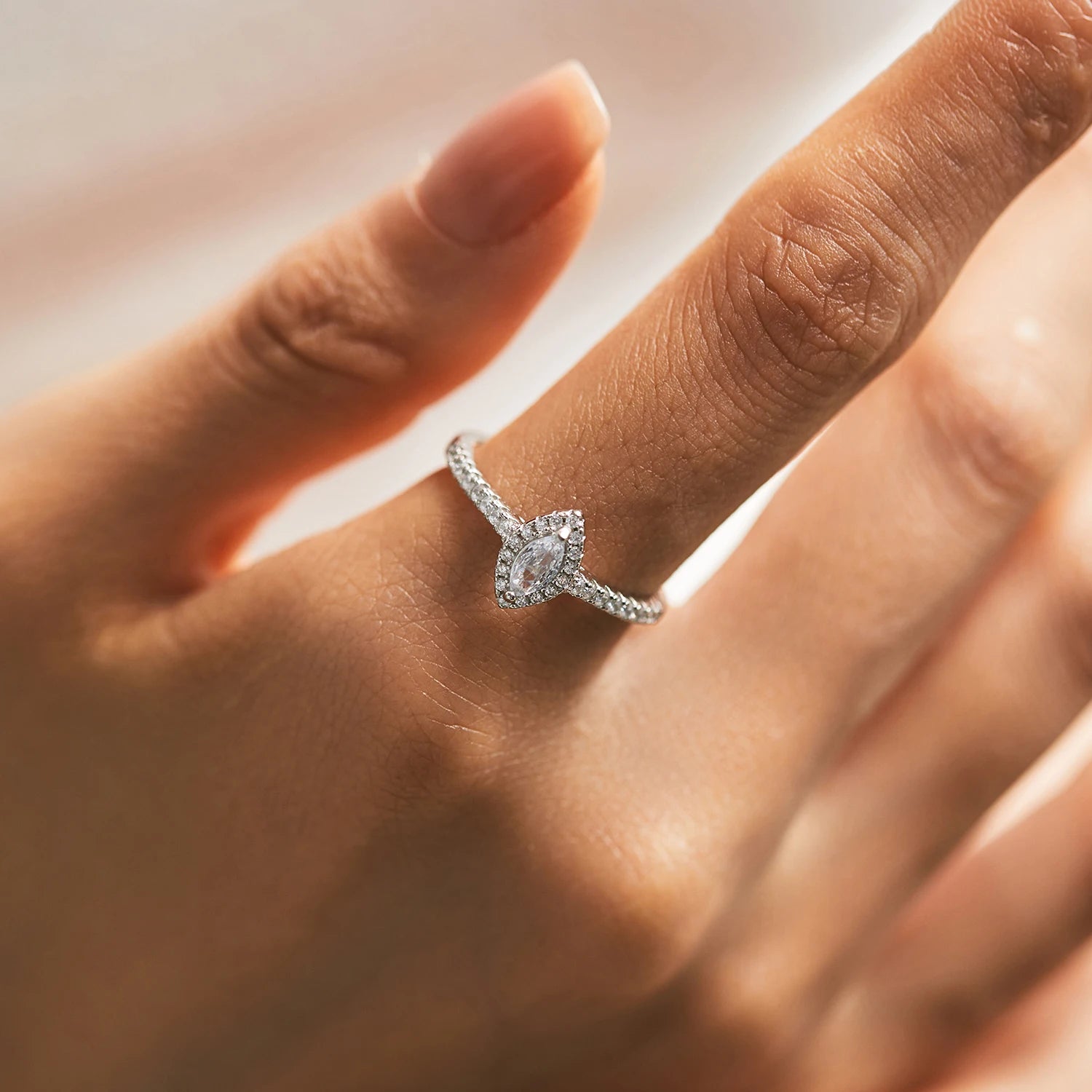 MODIAN Exquisite Luxury Marquise Cut CZ Ring 925