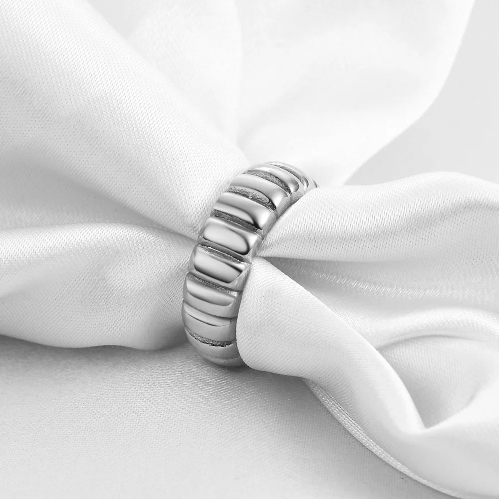 Vqysko Stylish personality all-match wavy 6MM