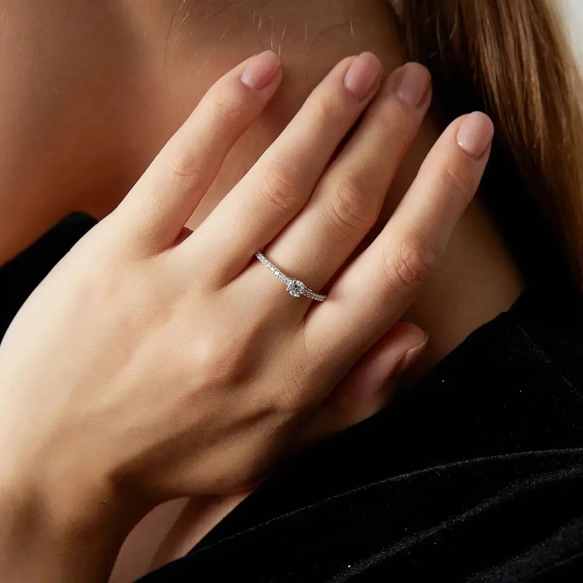 Real 925 Sterling Silver Small Moissnaite Ring For