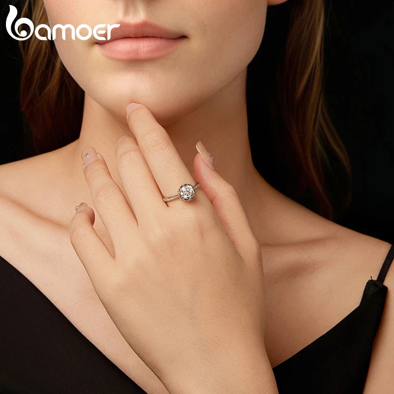 Bamoer 1CT Moissanite Flower Bud Ring Channel Set