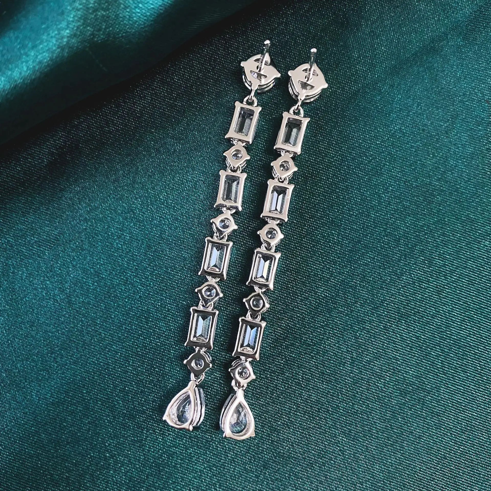Cosya 6.8CT Full Moissanite Long Drop Earrings.