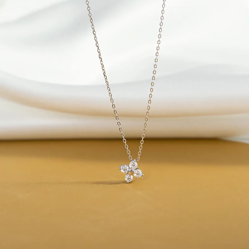 Tbcyd 3MM 0.4cttw D Color Clover Necklace Pendants