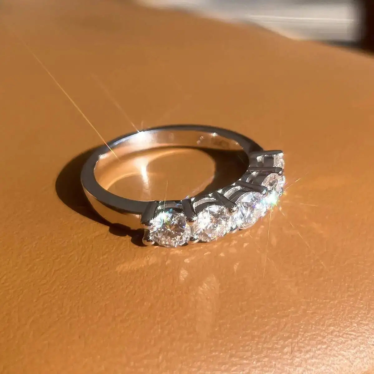 SG White Gold D Color 4mm Moissanite Ring For