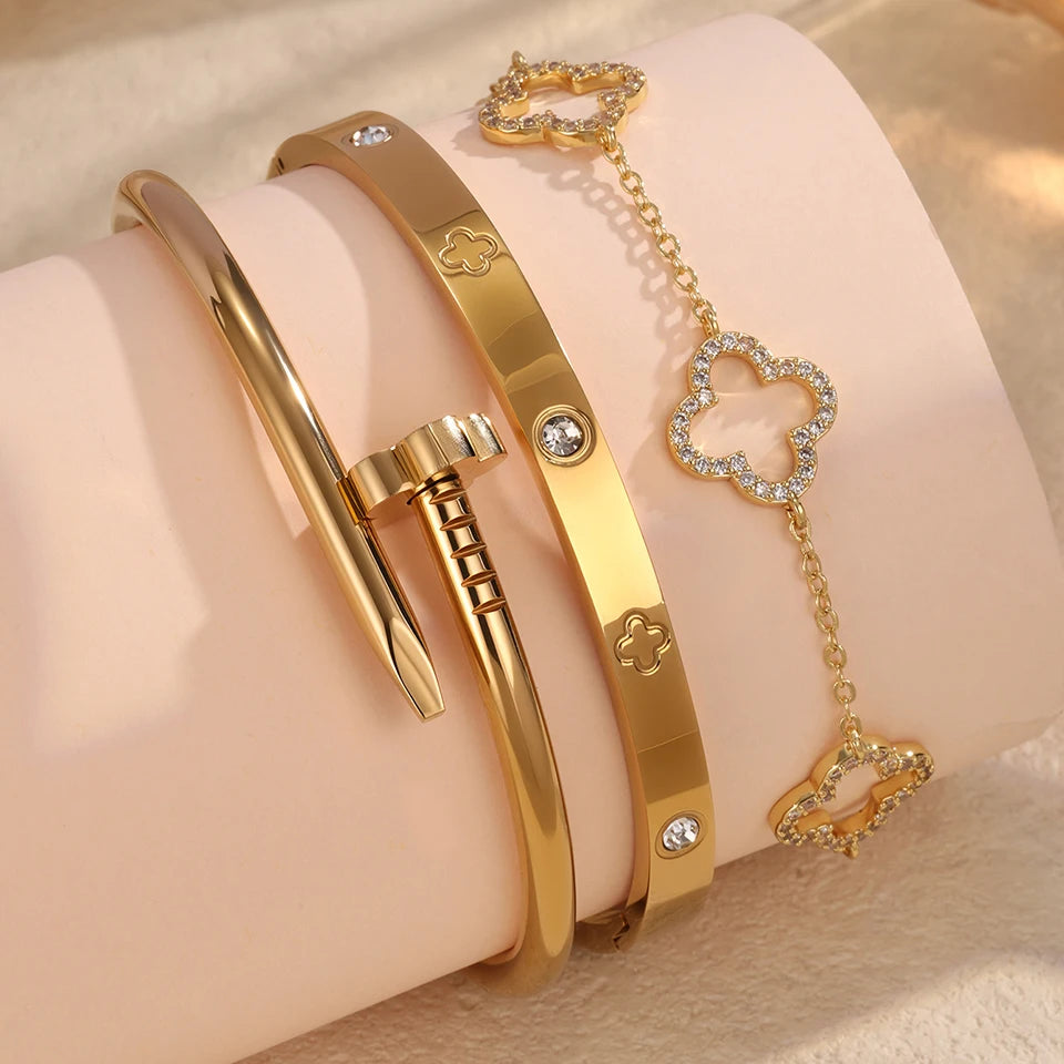 Stainless Steel Gold Plated Four-Leaf Flower Nails