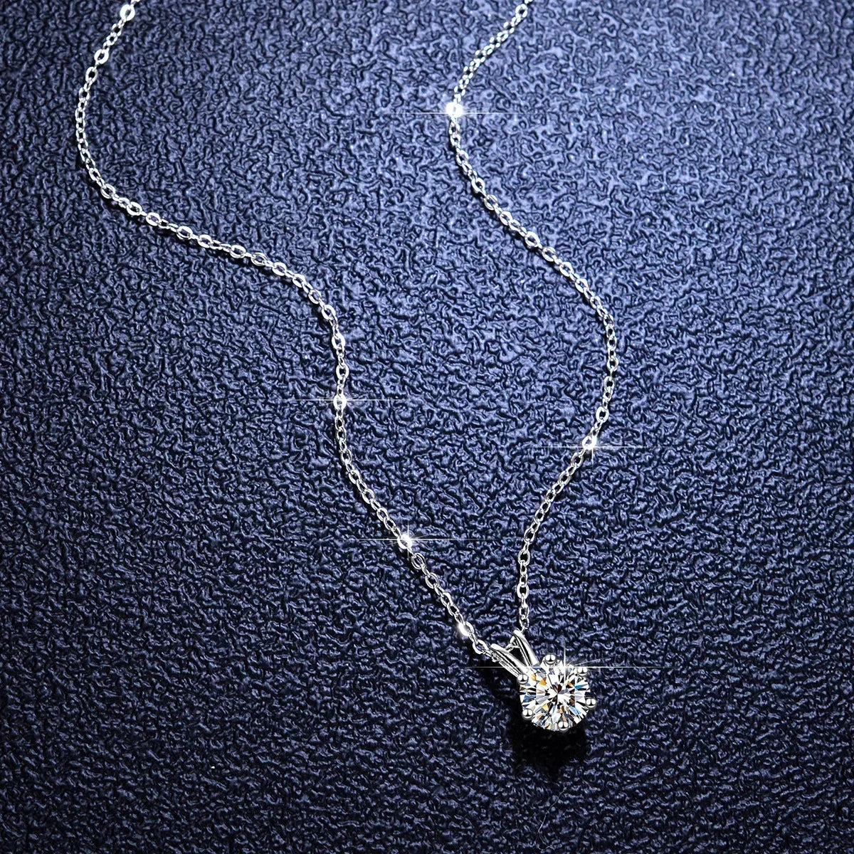 Luxury Platinum Pt950 Pendants Moissanite Diamond