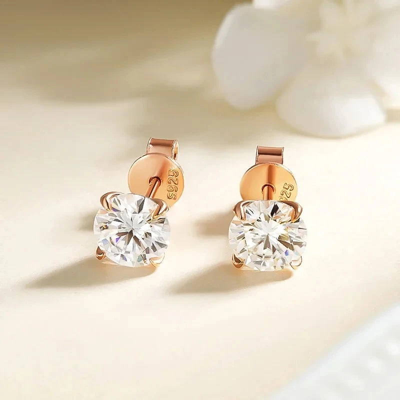 Smyoue 18K Plated 0.1-3CT Moissanite Stud Earrings for