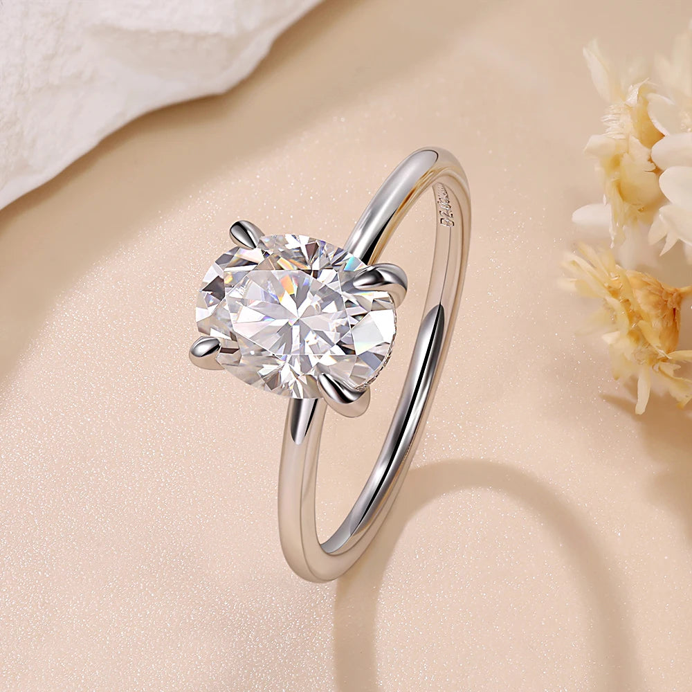 M-JAJA Oval Moissanite Engagement Ring for Women