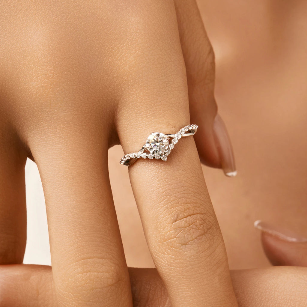 MODIAN Crown D Color Moissanite Ring Delicate Lab