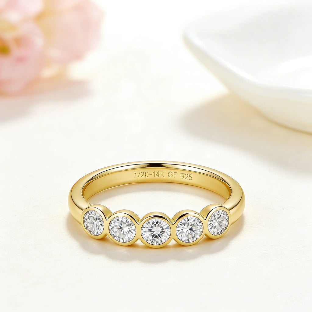 Sparkling 14K Gold Filled Round Moissanite Stackab