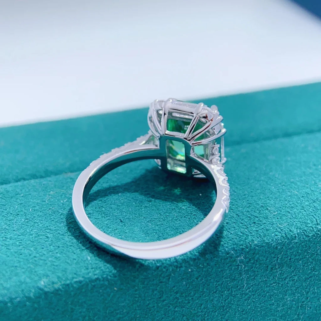 Elegant 3Ct 7*9mm Created Emerald Gem Wedding