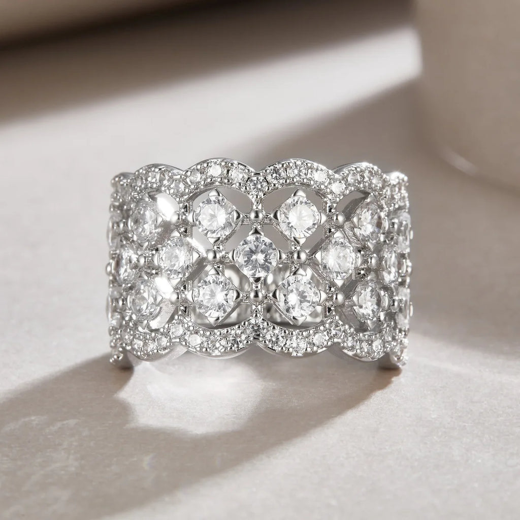 Cosfix Women Full Moissanite Ring s925 Silver