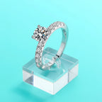 Cbtb Exquisite D Colur 1-3 Carat Moissanite Four Claw