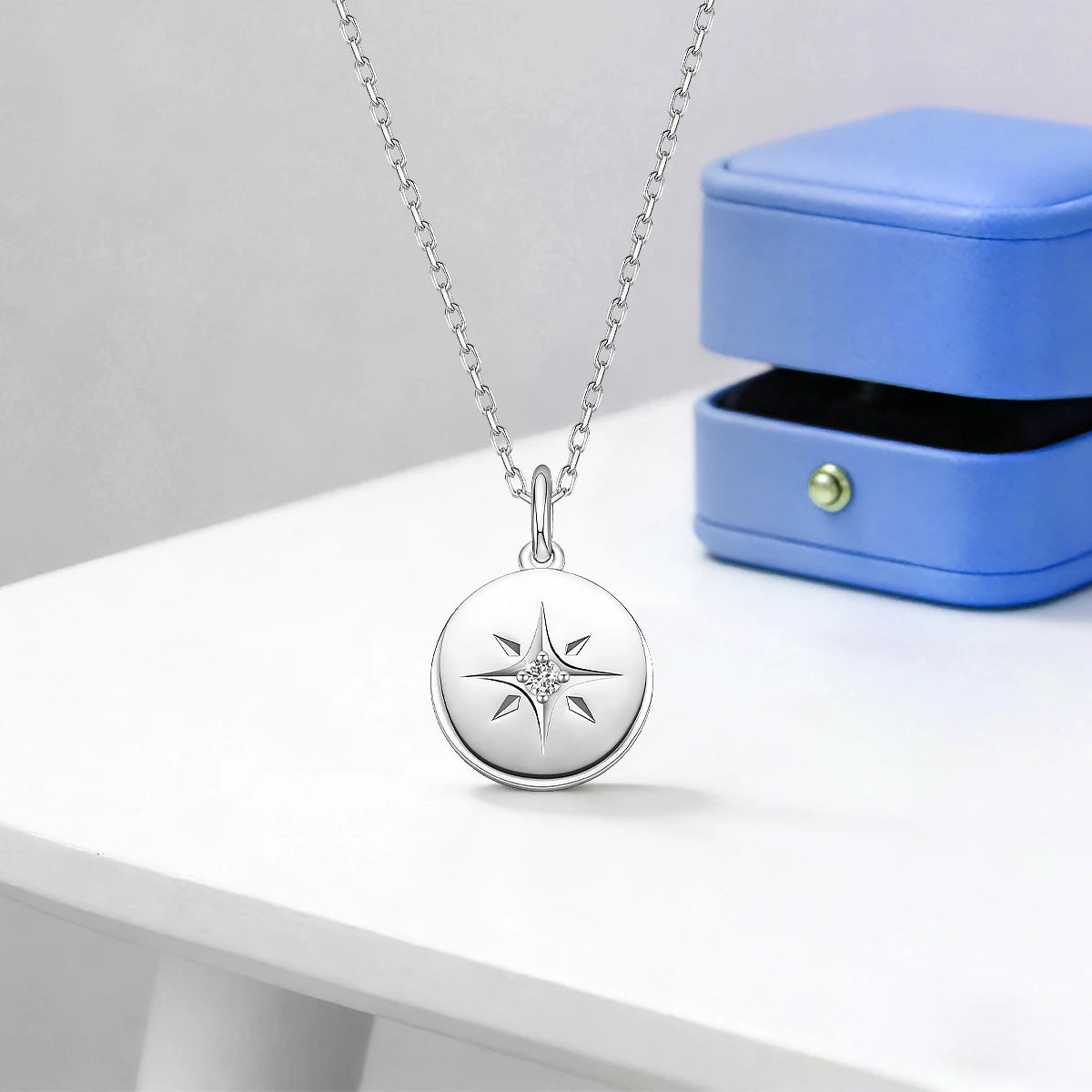 925 Silver Round Star Pendant Necklaces For Women