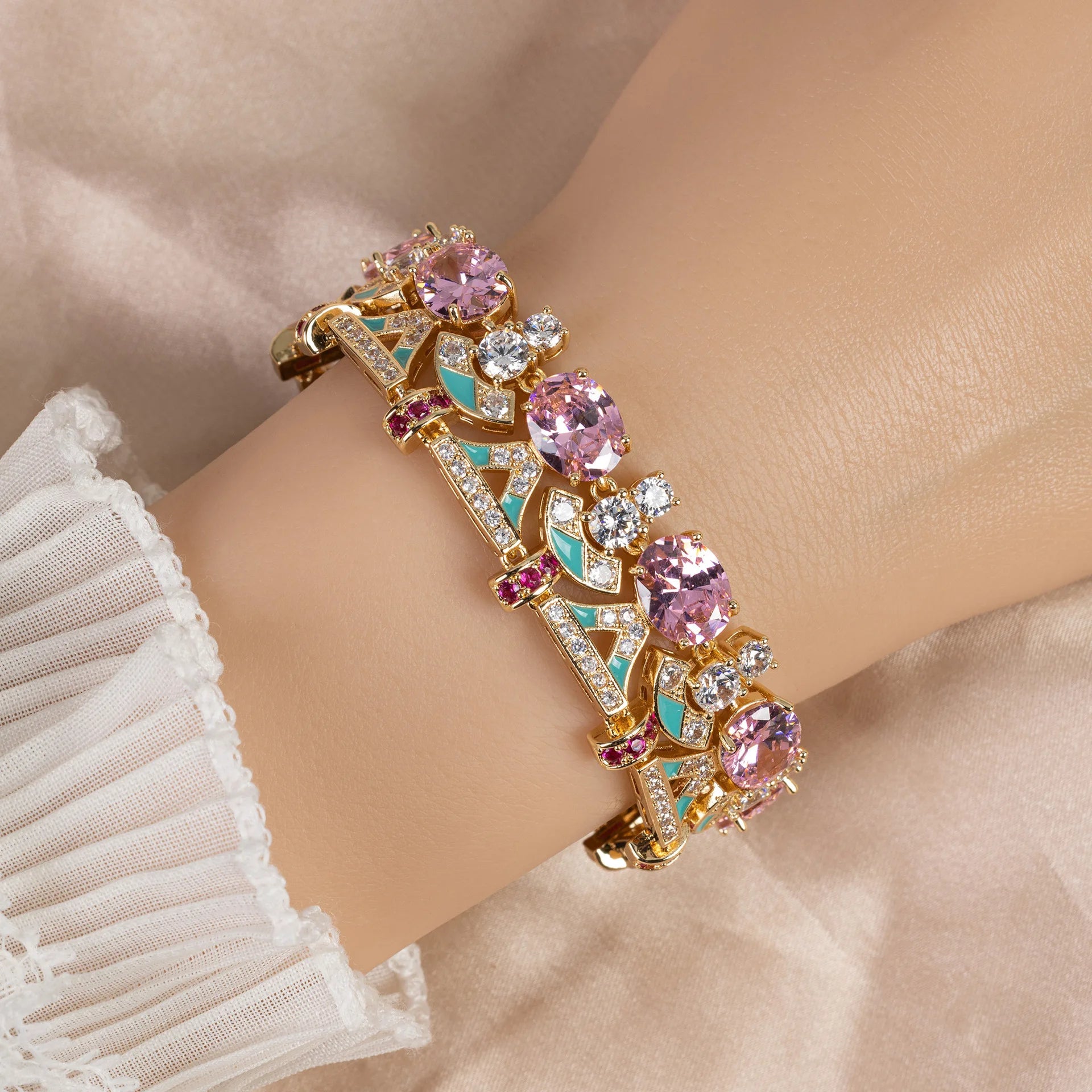 Women's Pink Zircon Geometric Clasp Bracelet Fashi