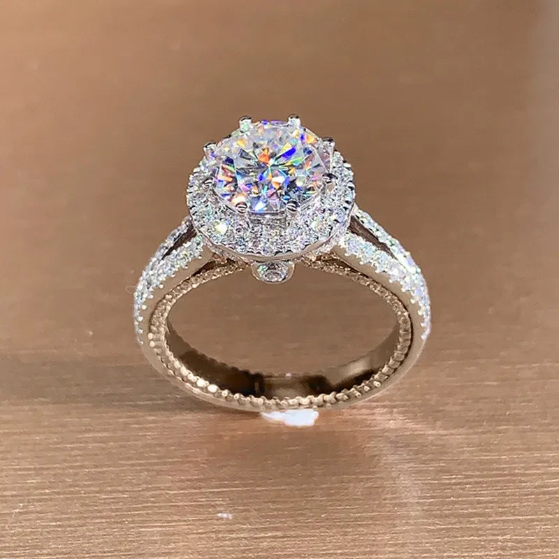Ehhai GRA Certified 1-2CT Round Wedding Moissanite