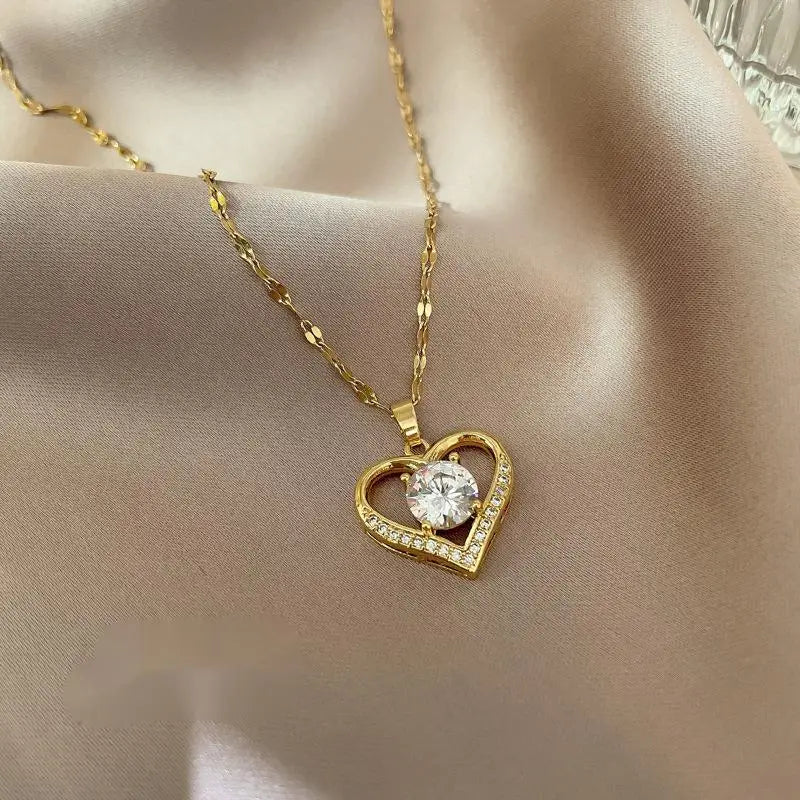 Elegant Style Heart shaped Pendant Necklace Hollow - YC4696-1 / United States