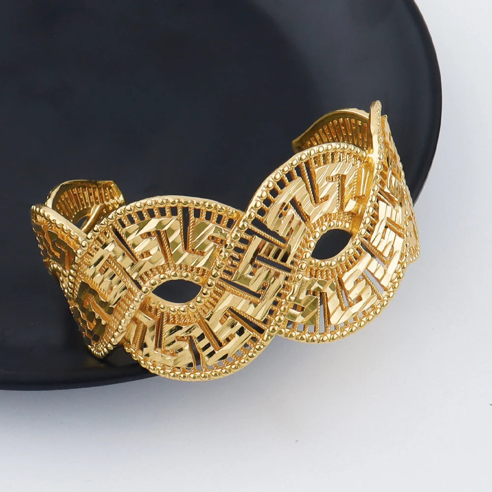 Luxury Gold Plated Necklace Earrings Bracelet Ring Set
