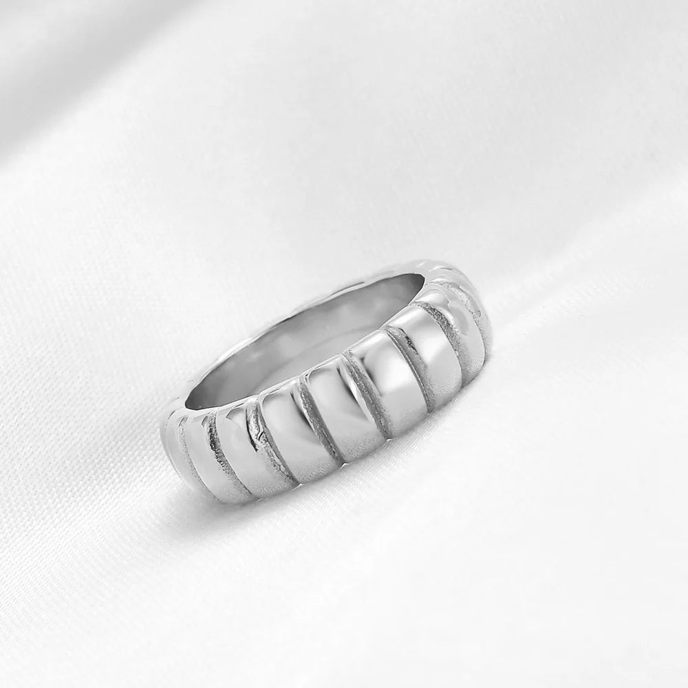 Vqysko Stylish personality all-match wavy 6MM