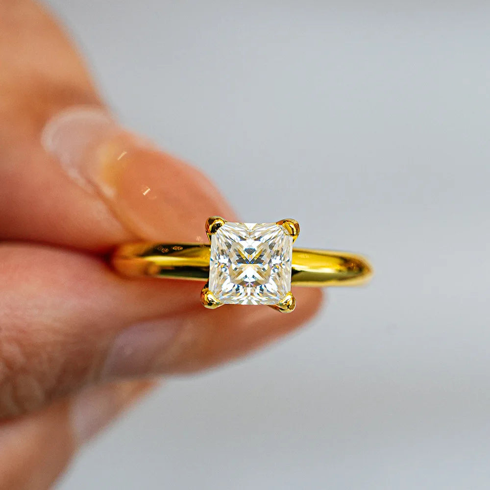 Lumira Princess Square 100% 18K Gold Ring Band