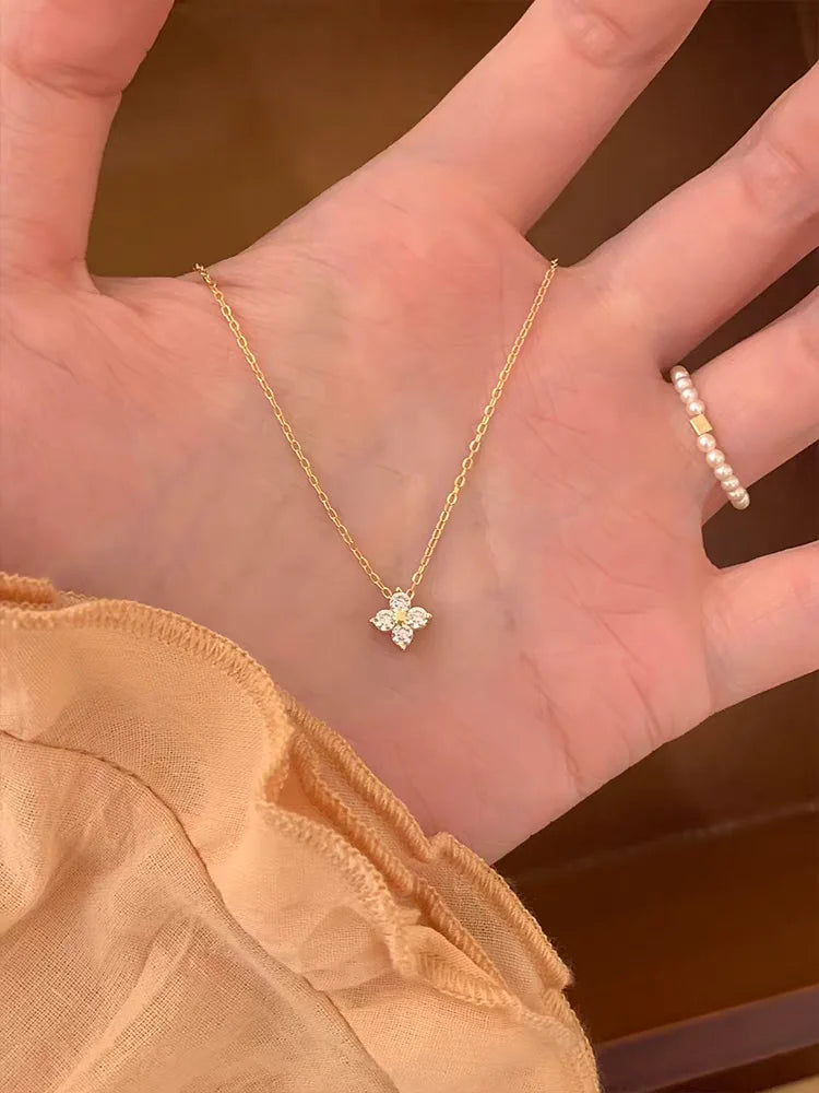 Tbcyd 3MM 0.4cttw D Color Clover Necklace Pendants
