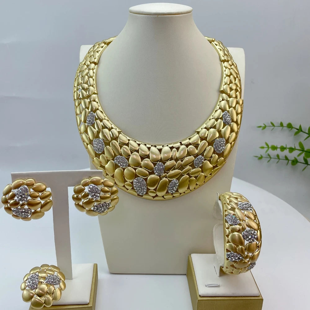 Italian Dubai Simple Style Big Bold Necklace Luxury