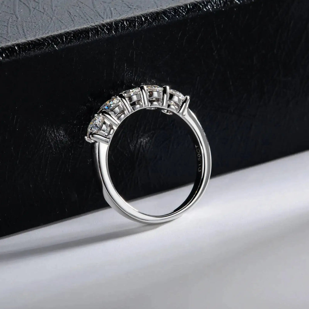 SG White Gold D Color 4mm Moissanite Ring For