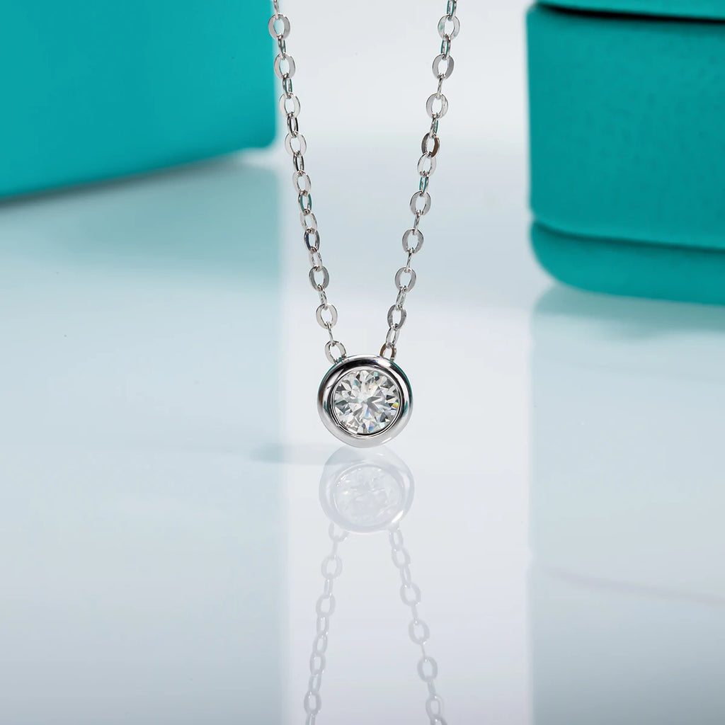 AnuJewel 4mm 0.3ct D Color Moissanite Round Brilliant