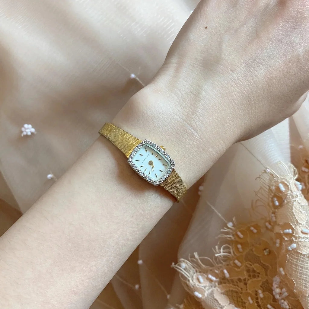 2024 New Women's Watch Medieval Diamond  Vintage