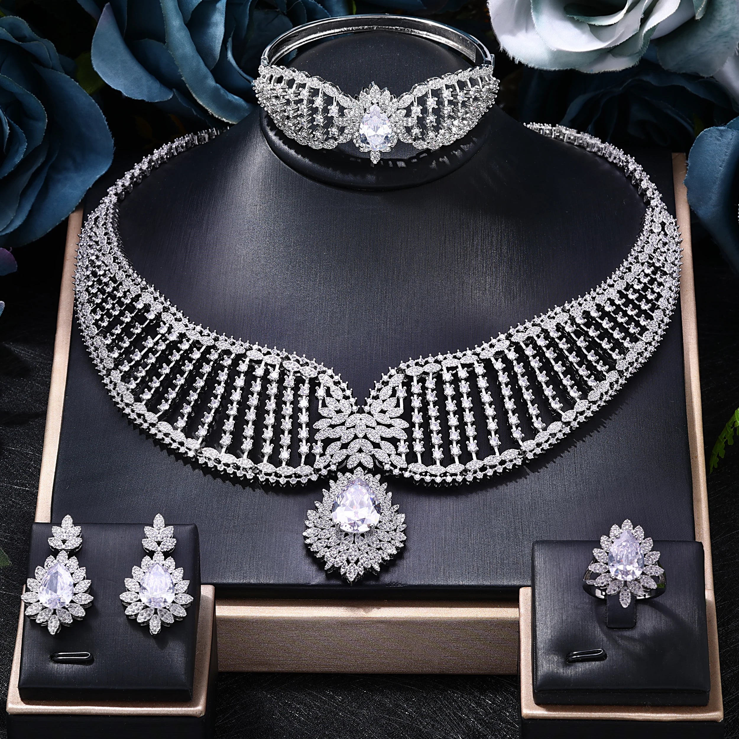 2023 New Dubai 4-Piece Jewelry Set Angel Design