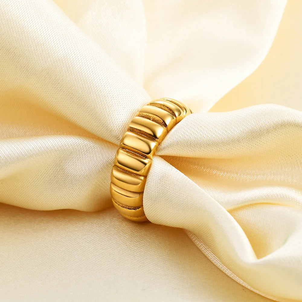Vqysko Stylish personality all-match wavy 6MM